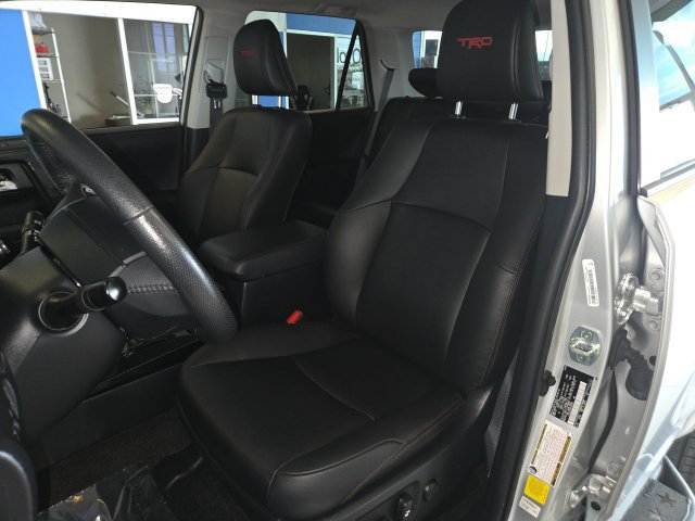 Used 2023 Toyota 4Runner TRD Off-Road Premium w/ Moonroof Package AWD/4WD image 11