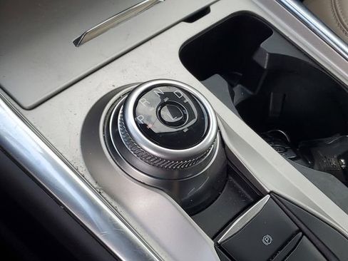 Used 2023 Ford Explorer XLT w/ Equipment Group 202A image 21