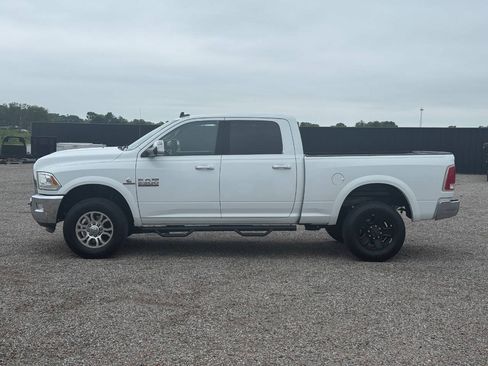Used 2017 RAM 2500 Laramie AWD/4WD image 9