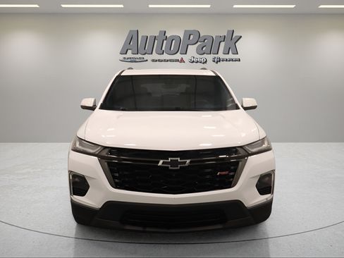 Used 2022 Chevrolet Traverse RS w/ LPO, Floor Liner Package AWD/4WD image 4