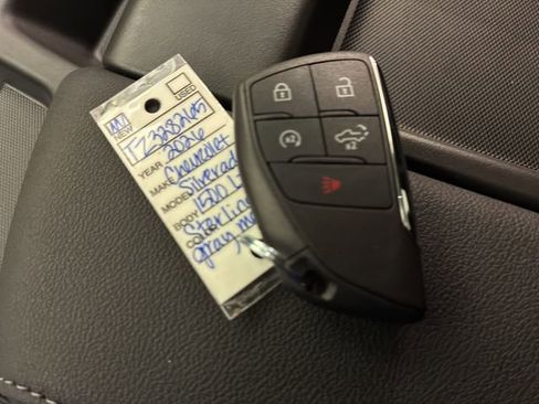 New 2026 Chevrolet Silverado 1500 LT w/ Z71 Off-Road Package image 18