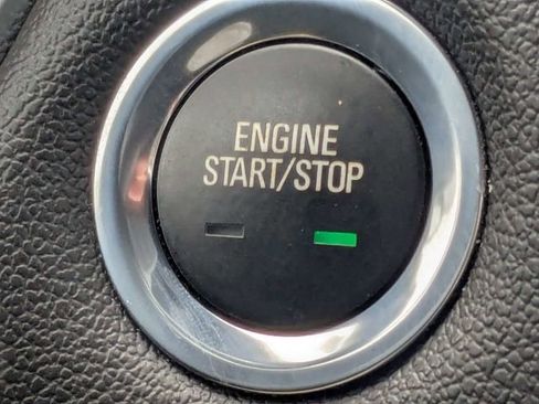 Used 2022 Chevrolet Traverse High Country FWD image 32