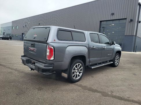 Used 2021 GMC Canyon Denali image 3