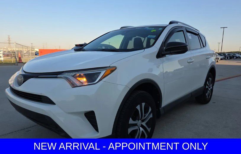 Used 2017 Toyota RAV4 LE w/ All Weather Liner Package FWD image 1