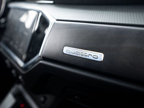 Certified 2023 Audi Q3 2.0T Premium Plus w/ Premium Plus Package image 9