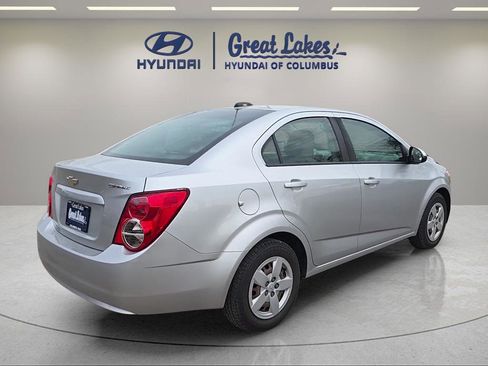 Used 2016 Chevrolet Sonic LS FWD image 5