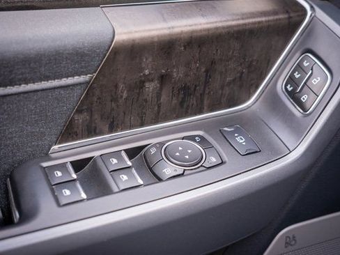 Used 2023 Ford F250 Lariat AWD/4WD image 14