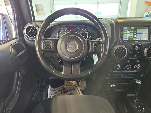 Used 2015 Jeep Wrangler Unlimited Sport w/ Power Convenience Group AWD/4WD image 18