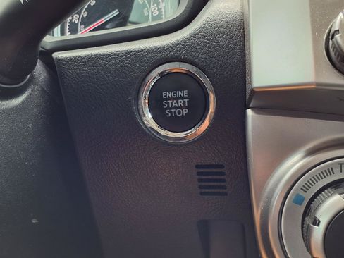 Used 2022 Toyota 4Runner Limited RWD image 12