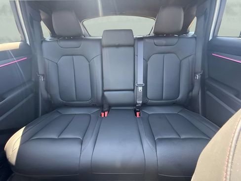 Used 2024 Jeep Wagoneer Launch Edition AWD/4WD image 11
