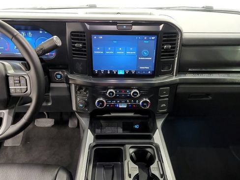 Used 2025 Ford F250 Lariat AWD/4WD image 58