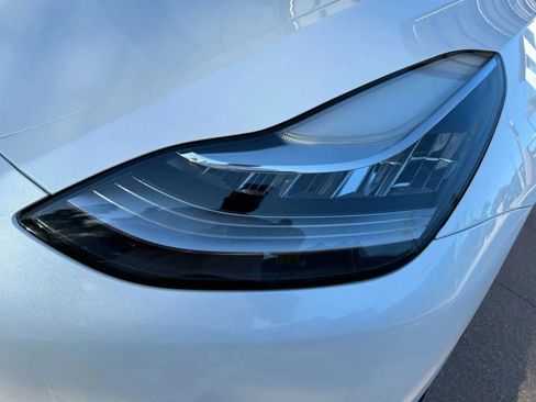 Used 2023 Tesla Model Y Long Range image 38