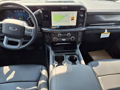 New 2026 Ford F250 Lariat w/ Black Appearance Package