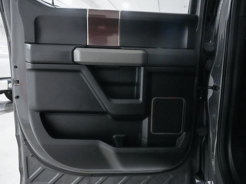 Used 2018 Ford F150 Raptor w/ Equipment Group 802A Luxury AWD/4WD image 37