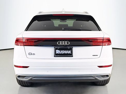 Used 2023 Audi Q8 Premium w/ Convenience Package AWD/4WD image 6
