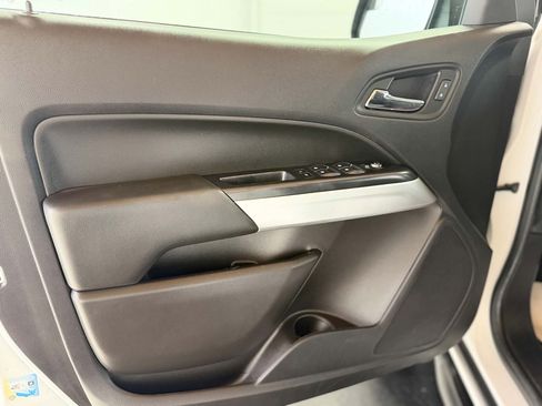 Used 2019 Chevrolet Colorado ZR2 AWD/4WD image 32
