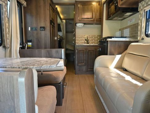 Used 2017 Ford E-450 and Econoline 450 Super Duty w/ Motorhome Prep Package RWD image 16