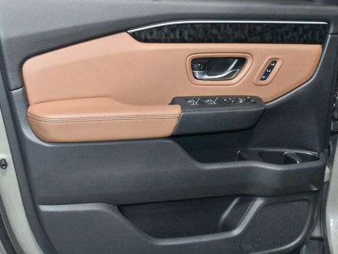 Used 2026 Honda Passport TrailSport Elite image 4