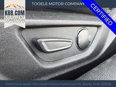 Used 2022 Ford Mustang Premium image 17