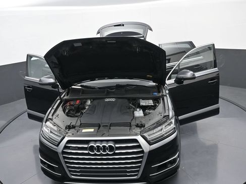 Used 2018 Audi Q7 3.0T Prestige AWD/4WD image 39