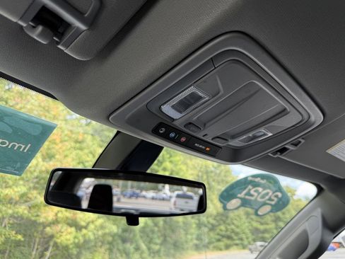 Certified 2021 GMC Sierra 1500 SLE image 32