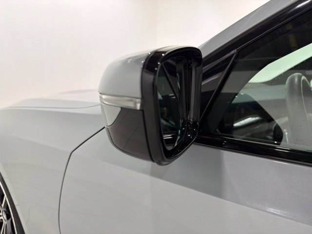 Certified 2023 BMW 330i xDrive Sedan w/ M Sport Package AWD/4WD image 9