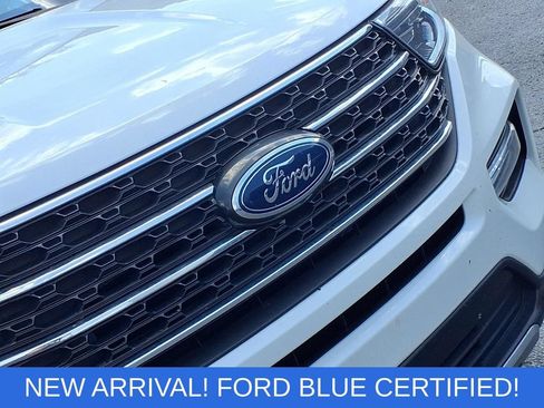 Certified 2023 Ford Explorer XLT w/ Equipment Group 202A AWD/4WD image 32