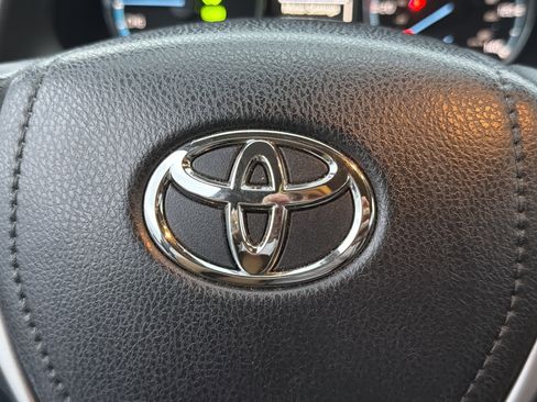 Used 2016 Toyota RAV4 XLE image 25