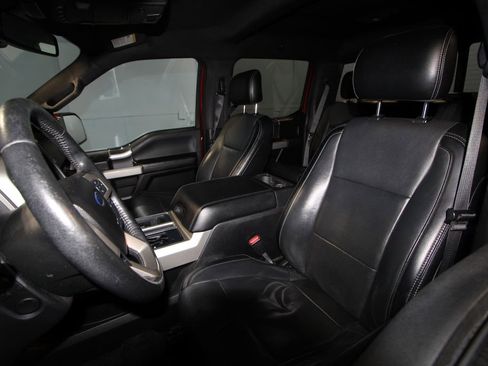 Used 2017 Ford F150 Lariat w/ Equipment Group 502A Luxury image 4