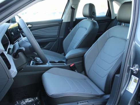 New 2026 Volkswagen Jetta SEL image 7