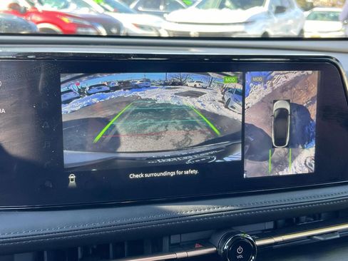 Used 2024 Nissan Ariya AWD image 15