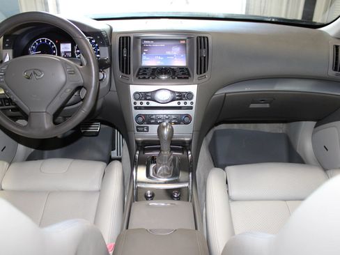 Used 2012 INFINITI G37 Journey w/ Premium Pkg RWD image 12