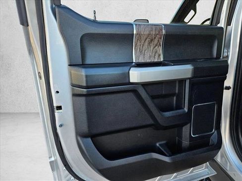 Used 2017 Ford F250 Lariat w/ Lariat Value Package image 22