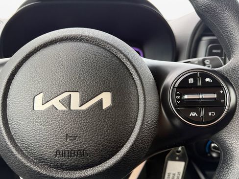 Certified 2025 Kia Soul LX w/ LX Technology Package image 26