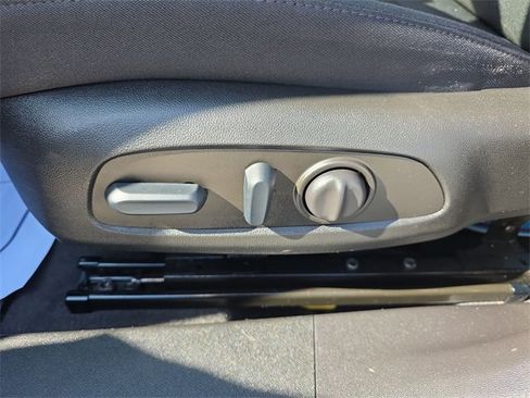 Used 2022 Chevrolet Malibu RS w/ LPO, Floor Liner Package image 19