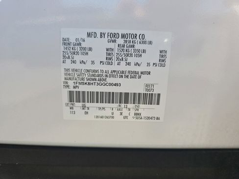 Used 2016 Ford Explorer Platinum AWD/4WD image 37