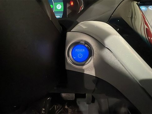 Used 2020 Chevrolet Bolt LT image 23