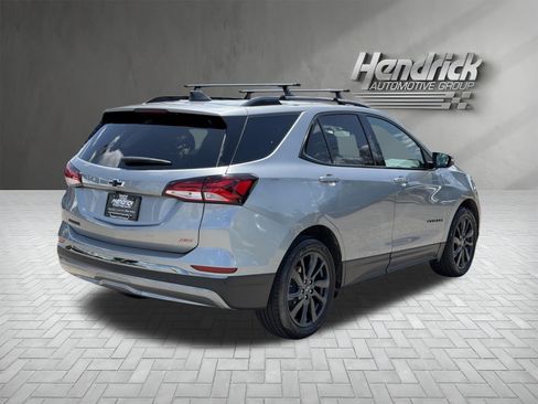 Used 2023 Chevrolet Equinox RS w/ RS Leather Package FWD image 10