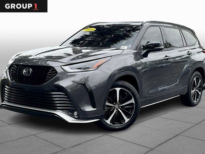 Used 2022 Toyota Highlander XSE