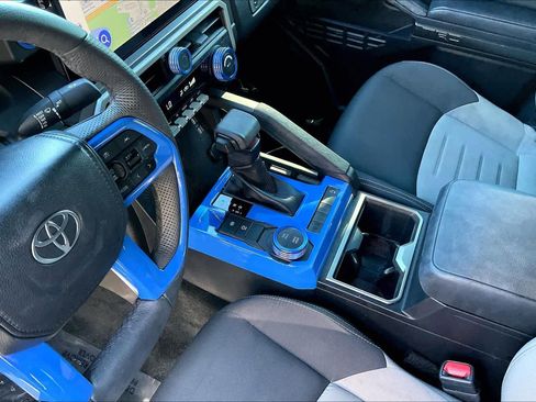 Used 2025 Toyota Tacoma TRD Sport image 17