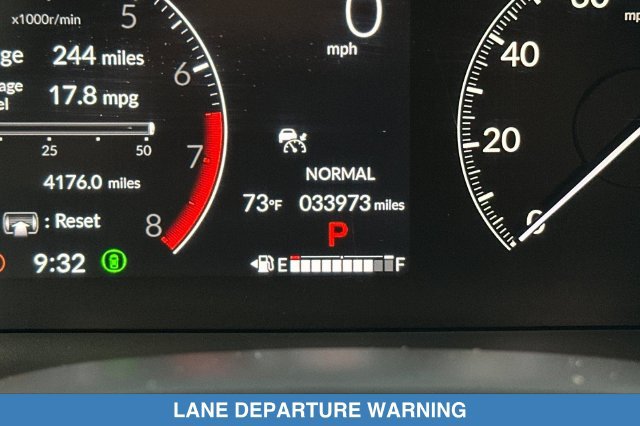 Certified 2024 Honda Pilot Touring image 30