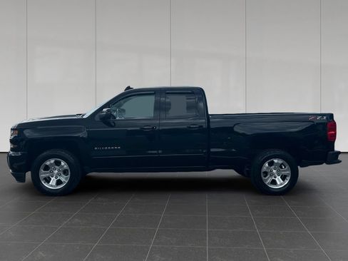 Used 2019 Chevrolet Silverado 1500 LT w/ All Star Edition AWD/4WD image 2