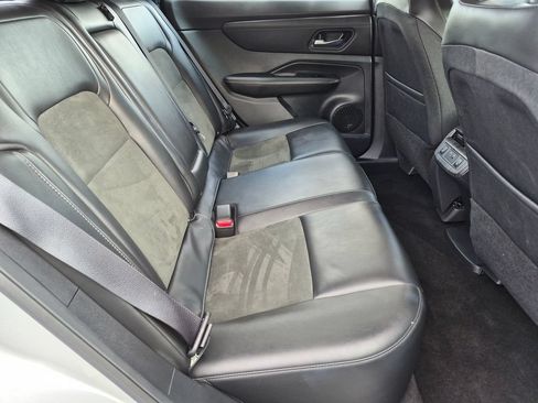 Used 2023 Nissan Ariya FWD image 24