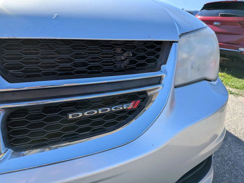 Used 2012 Dodge Grand Caravan SE FWD image 9