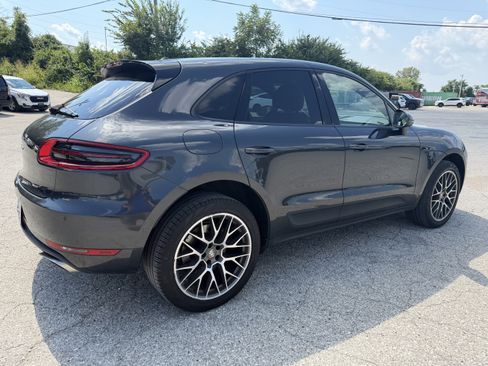 Used 2018 Porsche Macan AWD/4WD image 7