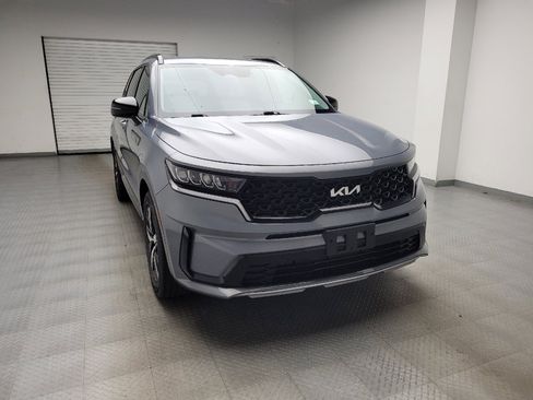 Used 2022 Kia Sorento S FWD image 14