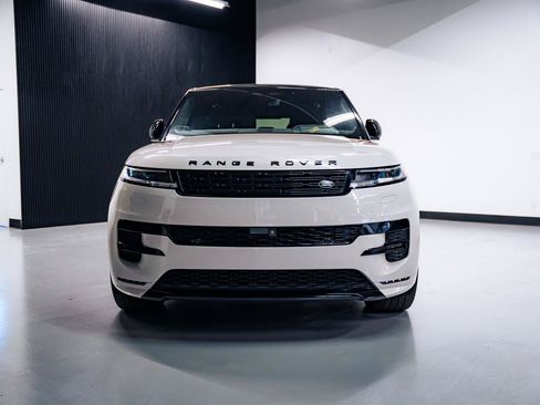 Used 2025 Land Rover Range Rover Sport Dynamic SE AWD/4WD image 11