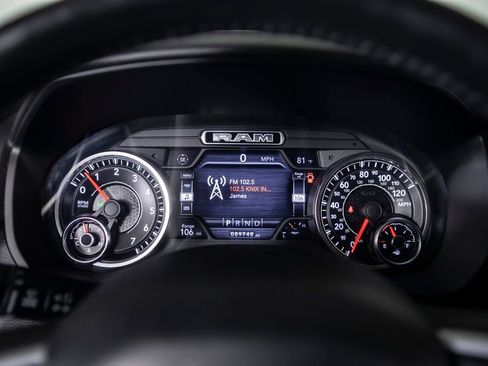 Used 2020 RAM 1500 Big Horn AWD/4WD image 25