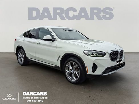 Used 2023 BMW X4 xDrive30i w/ Premium Package AWD/4WD image 1