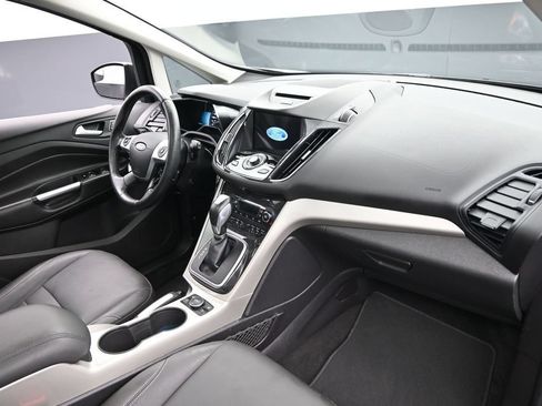 Used 2016 Ford C-MAX SEL w/ Equipment Group 303A FWD image 22
